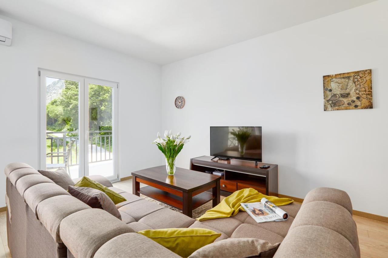 Peaceful Sunhill Apartments Kotor Ngoại thất bức ảnh