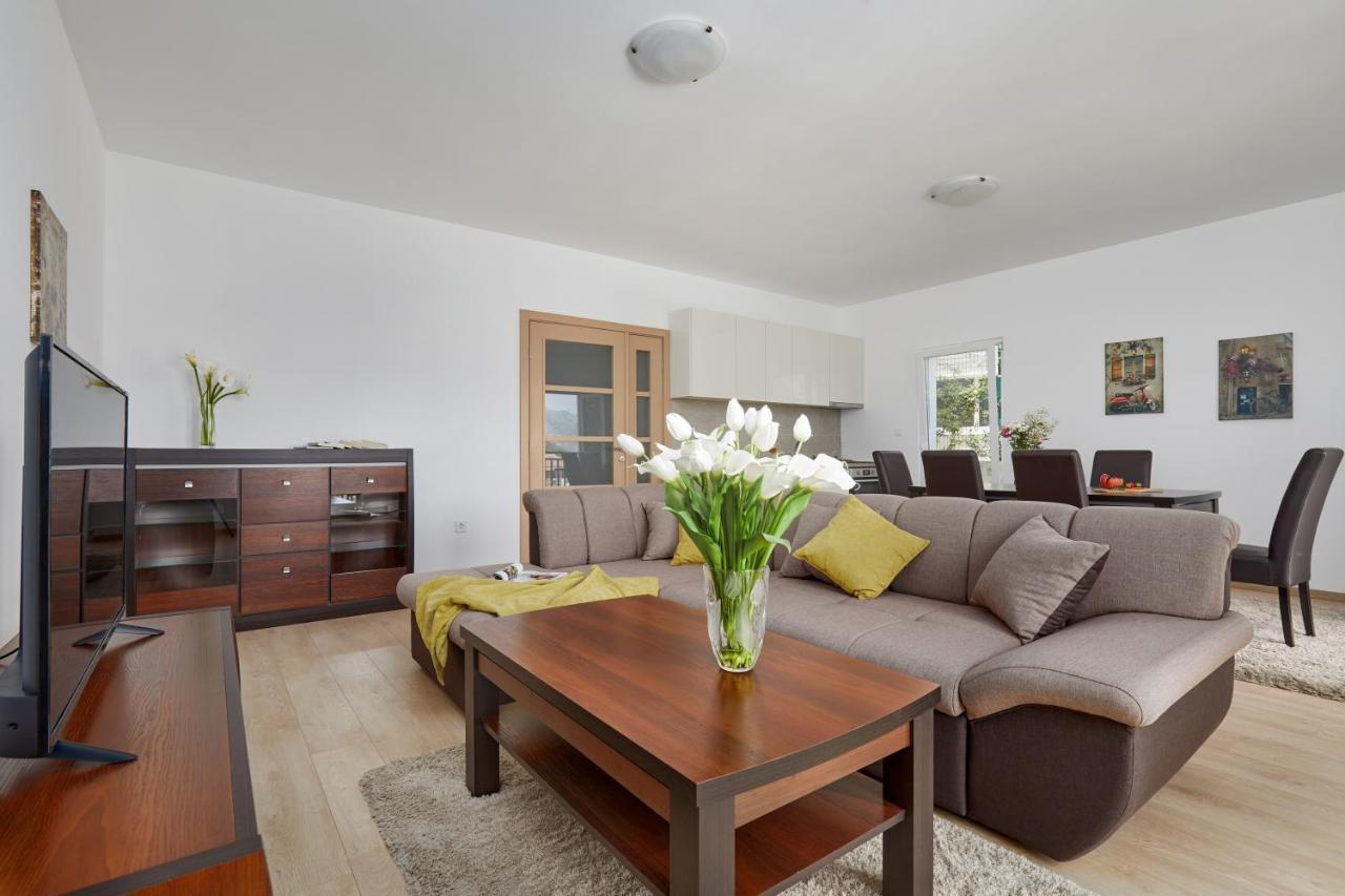 Peaceful Sunhill Apartments Kotor Ngoại thất bức ảnh