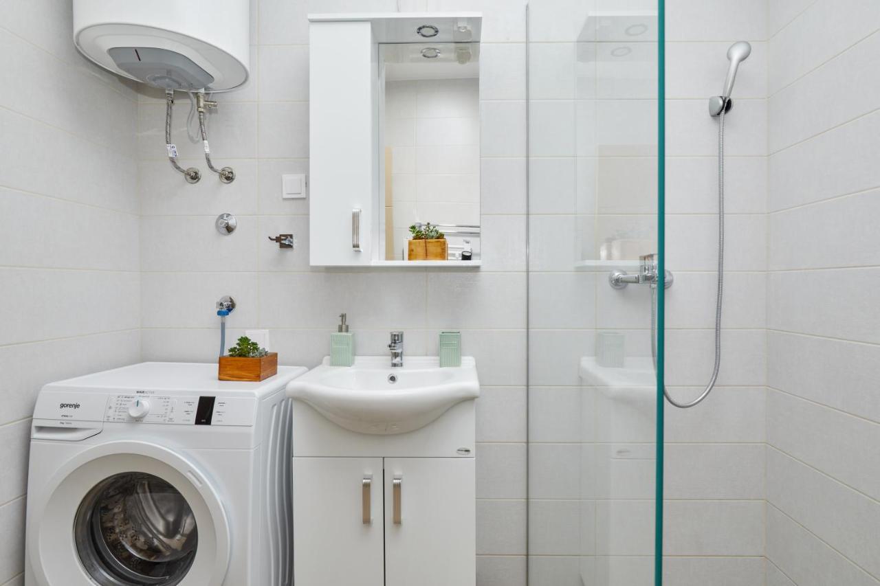 Peaceful Sunhill Apartments Kotor Ngoại thất bức ảnh