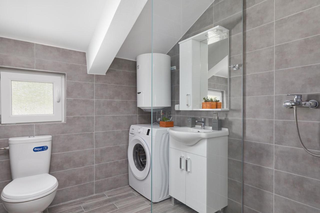 Peaceful Sunhill Apartments Kotor Ngoại thất bức ảnh