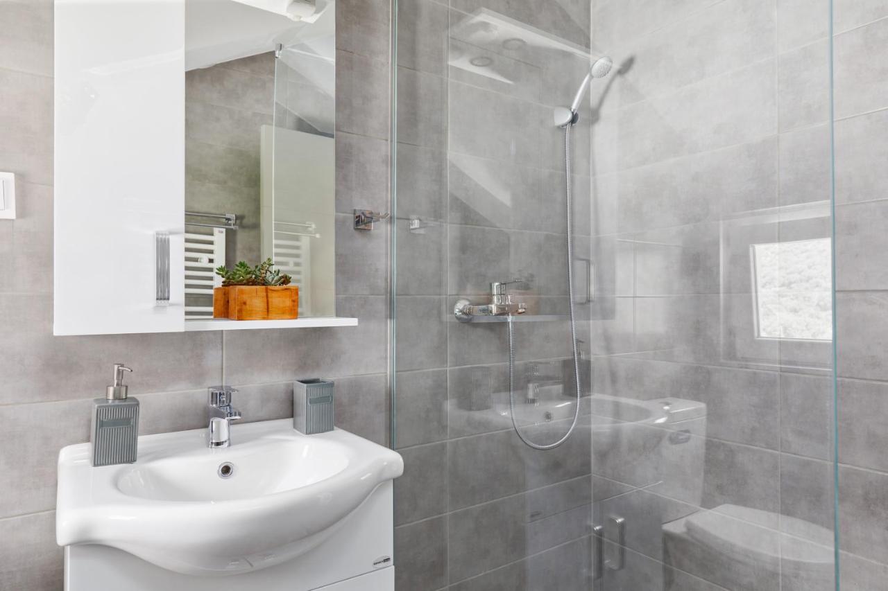 Peaceful Sunhill Apartments Kotor Ngoại thất bức ảnh