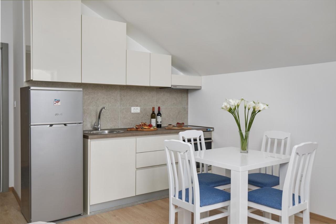 Peaceful Sunhill Apartments Kotor Ngoại thất bức ảnh