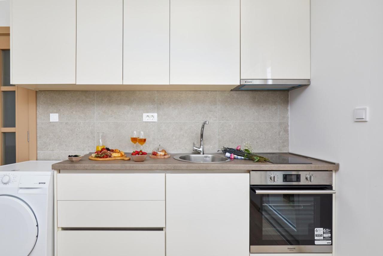 Peaceful Sunhill Apartments Kotor Ngoại thất bức ảnh