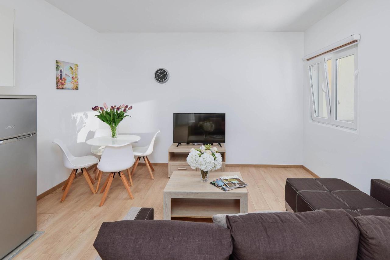 Peaceful Sunhill Apartments Kotor Ngoại thất bức ảnh